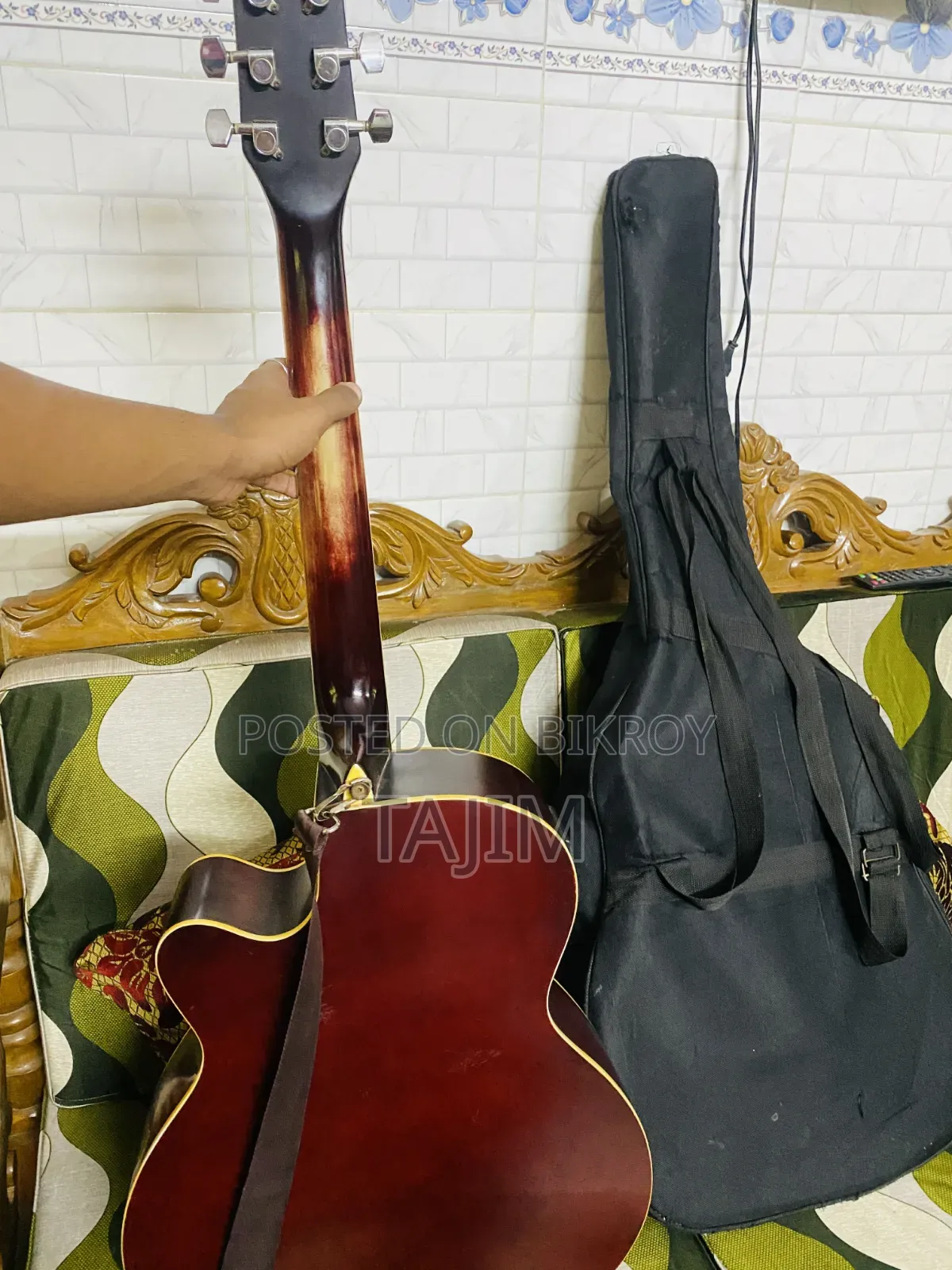 Acoustic Guitar for Sale