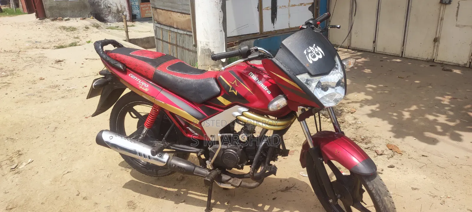 Mahindra Centuro 2020 Red