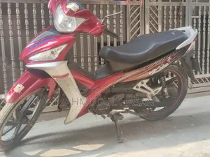 Runner Kite + 110 2022 Red