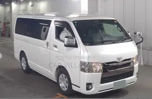 Toyota HiAce 2020 Pearl