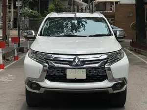 Mitsubishi Pajero Sport 2016 Pearl