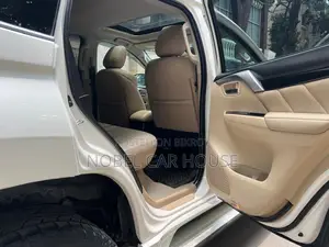 মিতসুবিশি পাজেরো স্পোর্ট ২০১৬ পার্ল