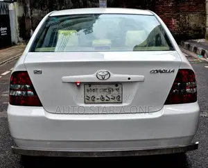 Toyota Corolla 2004 White