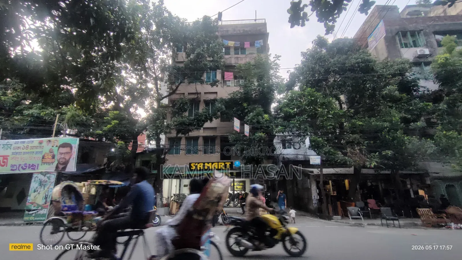 মেইন এভিনিউ রোডে কমার্শিয়াল স্পেস ভাড়া হবে ( ২ তলায়)