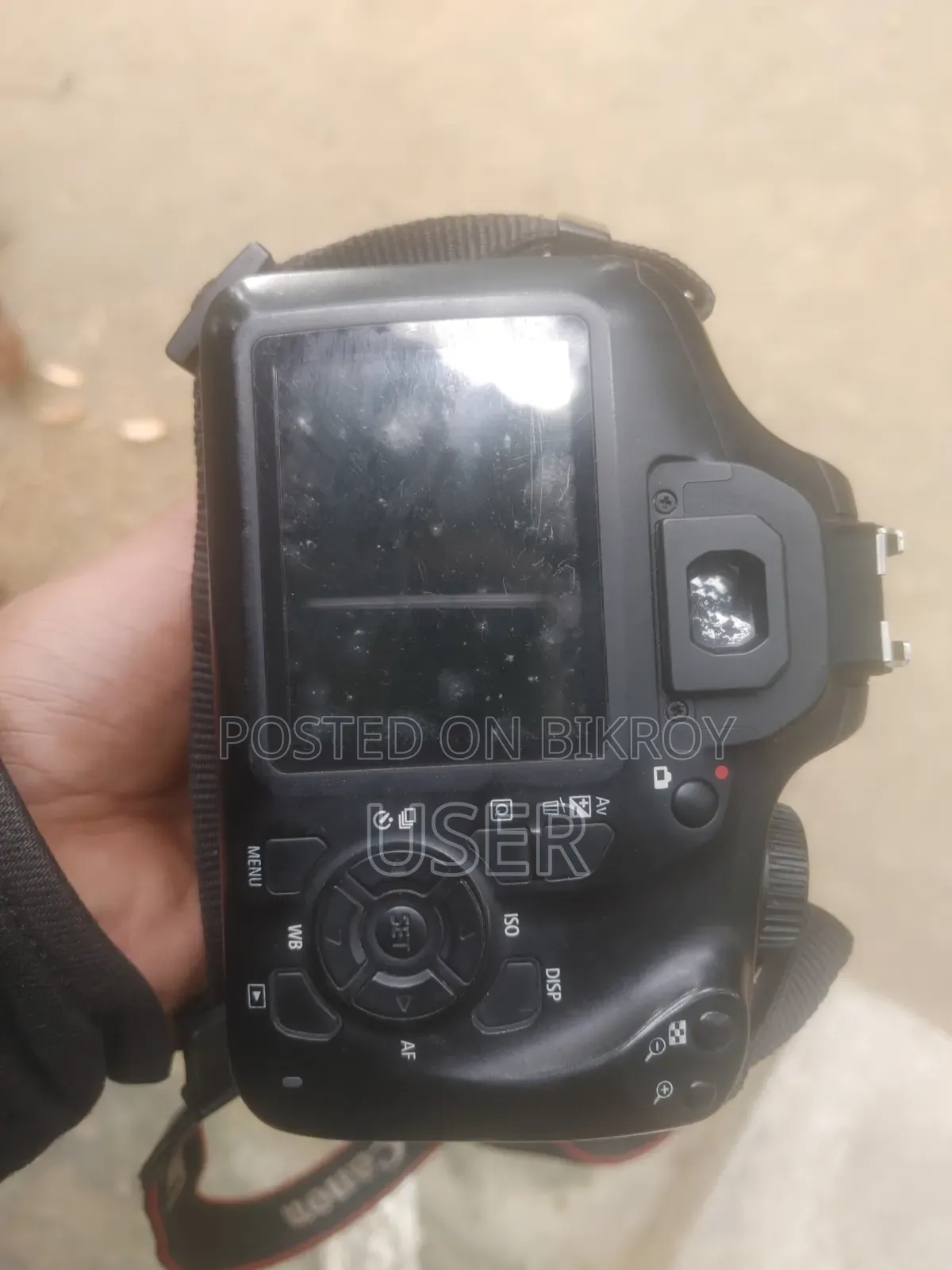 কেমেরা টা অনেক ভালো