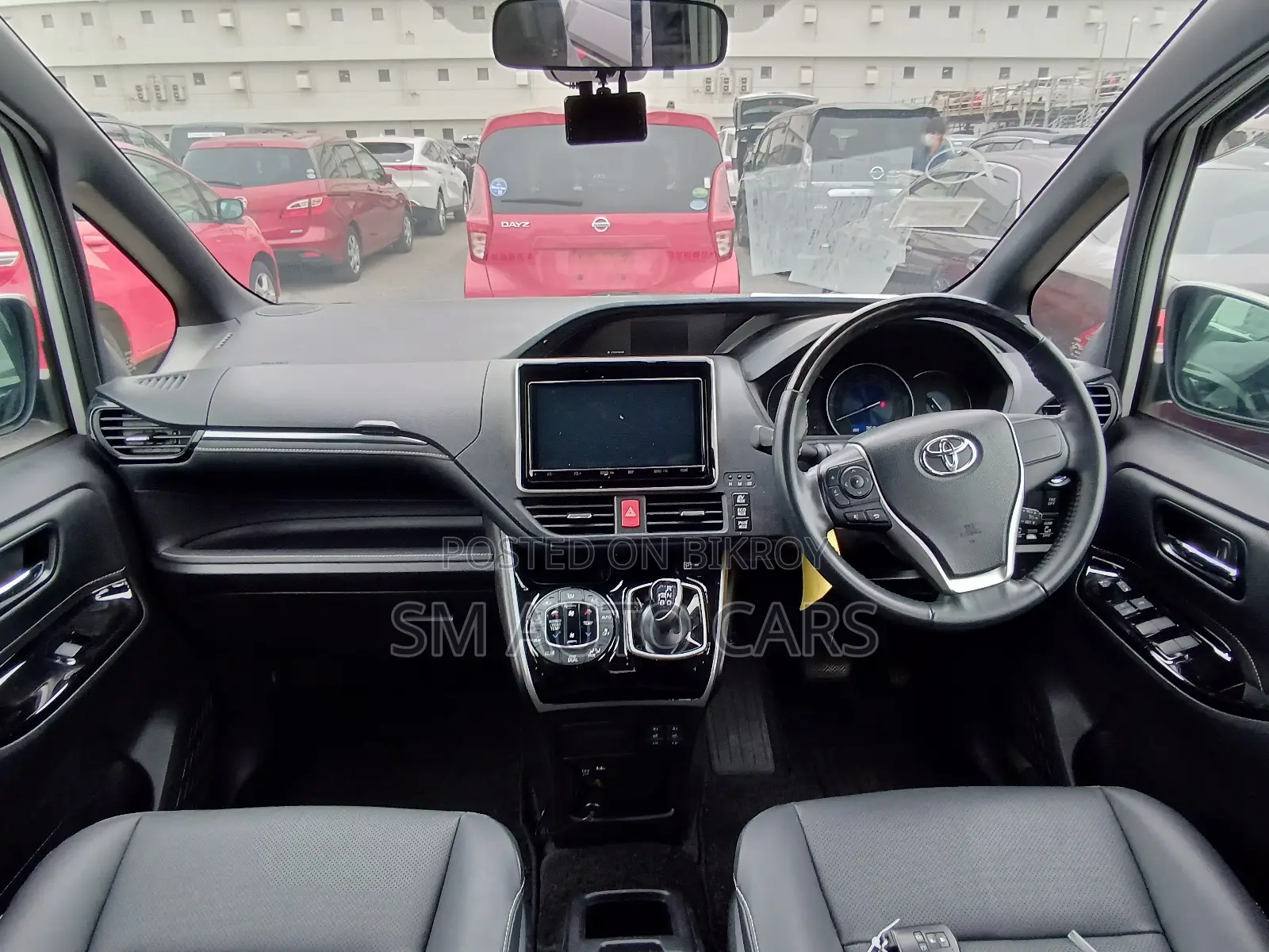 Toyota Esquire 1.8 FWD Hybrid (7 Seater) 2021 Pearl