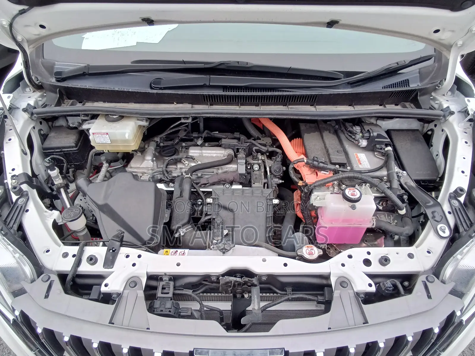 Toyota Esquire 1.8 FWD Hybrid (7 Seater) 2021 Pearl