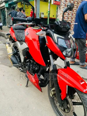 TVS Apache RTR 160 4V 2021 Red