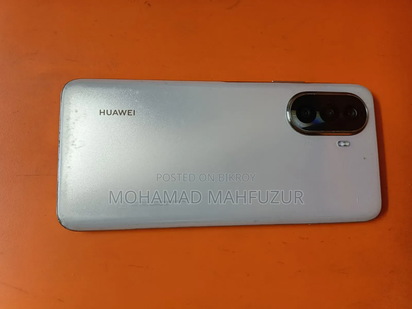 Huawei Nova Y71 128 GB Gold