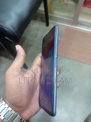 Vivo Y51 16 GB Blue