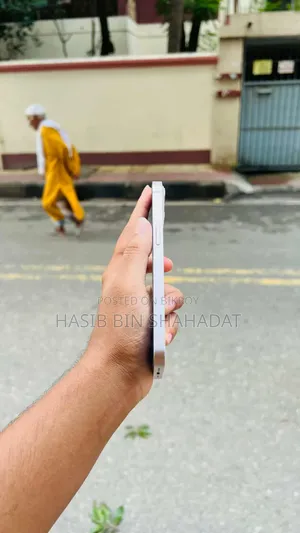 New Apple iPhone 13 256 GB Pink