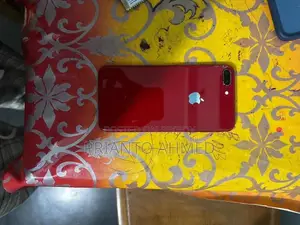 Apple iPhone 8 Plus 64 GB Red