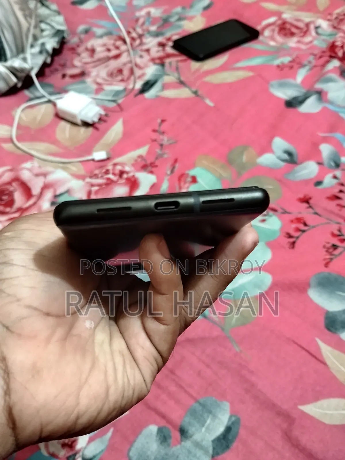 গুগল পিক্সেল ৬ ১২৮ জিবি ব্ল্যাক
