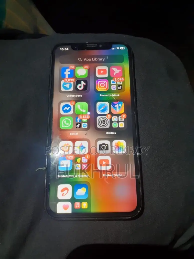 Apple iPhone X 64 GB Gray