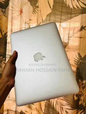 Laptop Apple MacBook Pro 2015 8GB Intel Core I5 SSHD (Hybrid) 256GB