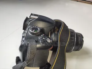 DSLR Camera