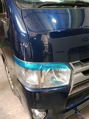 Toyota HiAce 2012 Blue