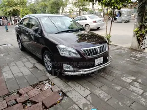 Toyota Premio 2014