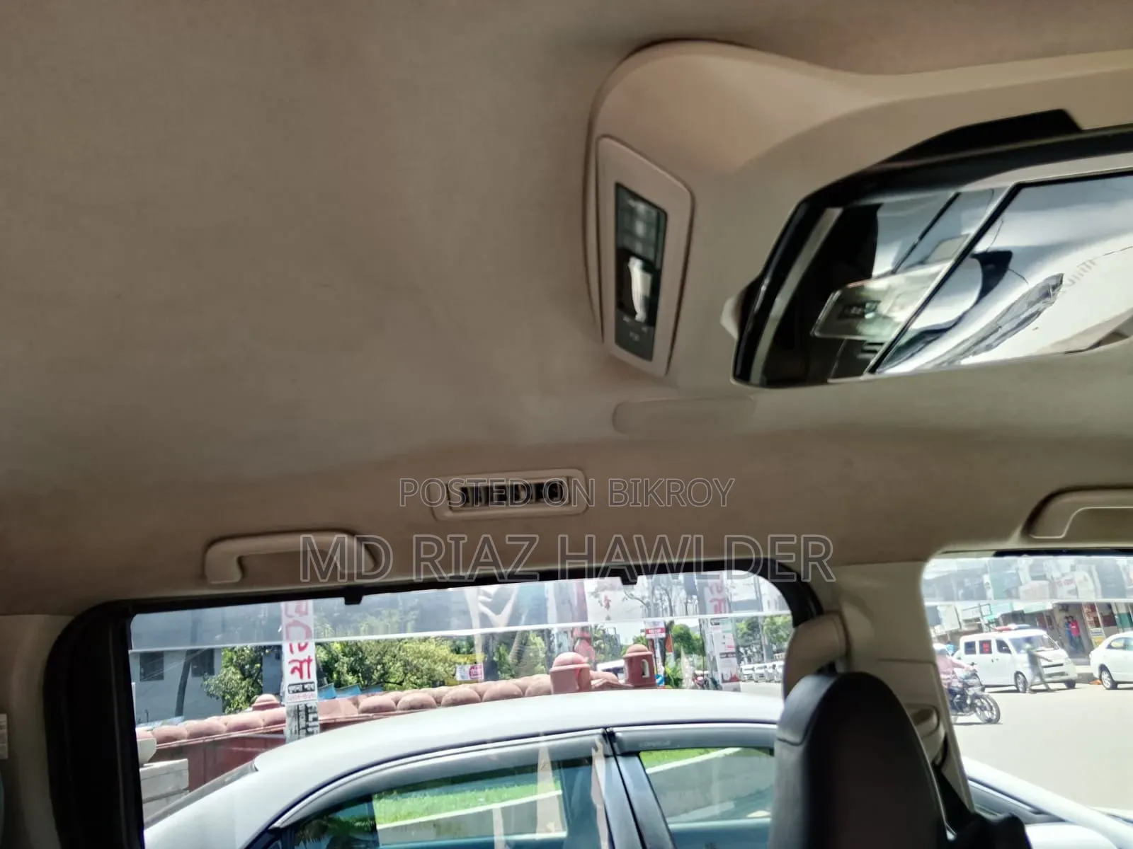 Toyota Esquire 1.8 FWD Hybrid (7 Seater) 2015 Matt Black