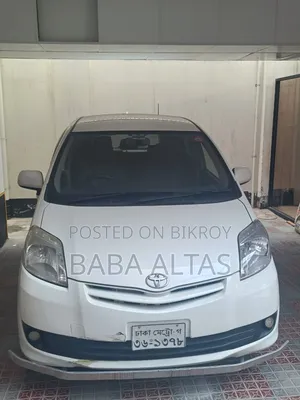 Toyota Passo Sette 2011 Pearl