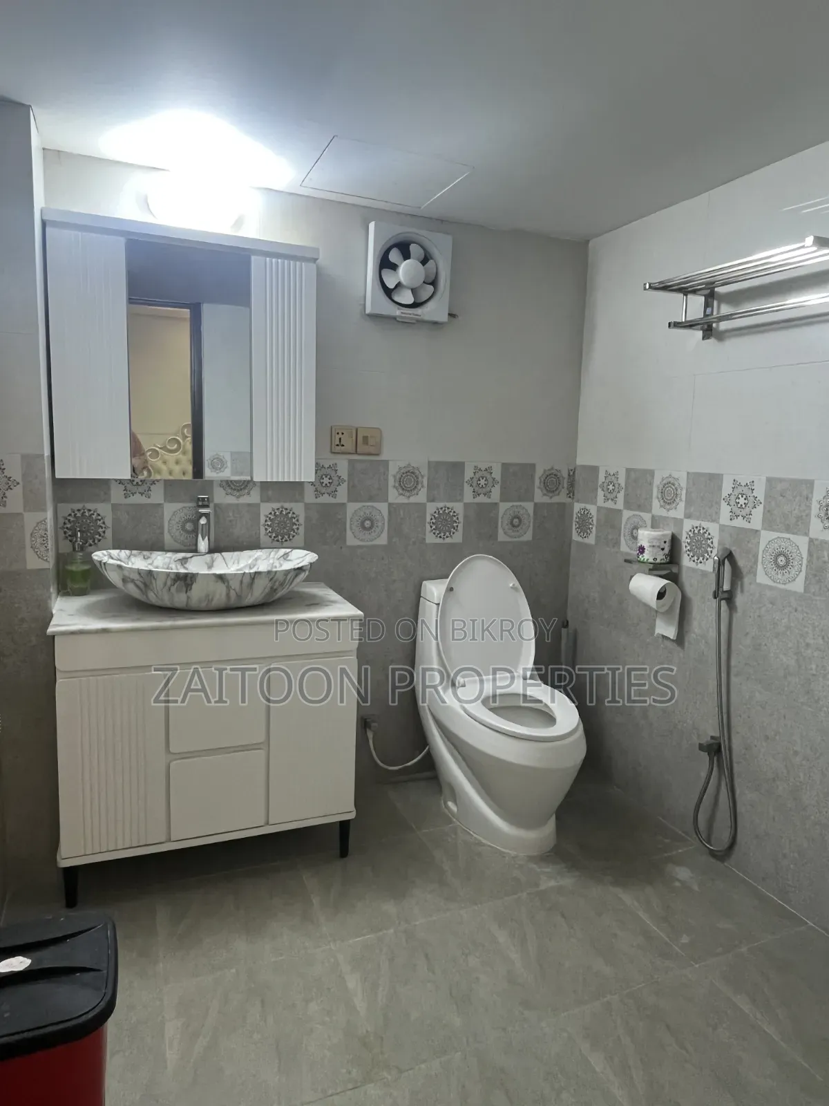 Furnished 4bdrm Apartment in Dhanmondi for Sale