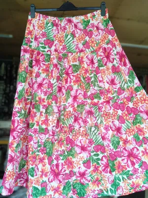 Ladies Skirt