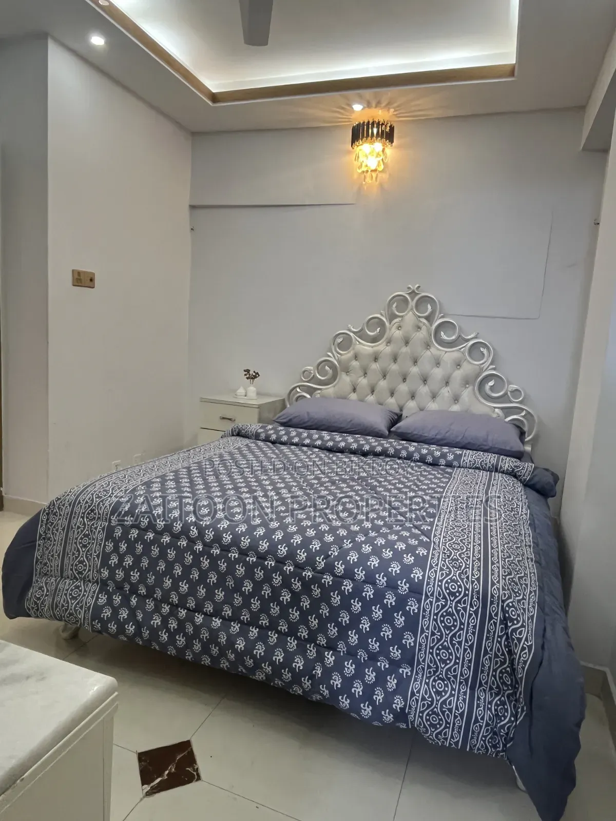 Furnished 4bdrm Apartment in Dhanmondi for Sale