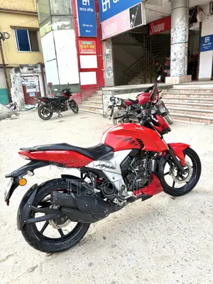 New TVS Apache 160 4V 2019 Red