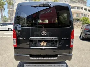 নতুন টয়োটা হাইএস ২০২৫ কালো
