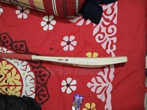 MRF Cricket Bat