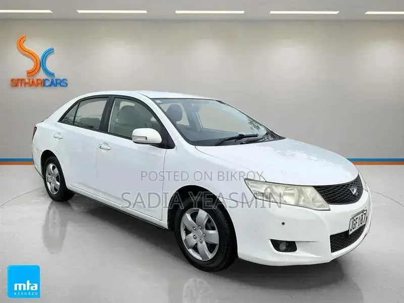 Toyota Corolla 2023 White