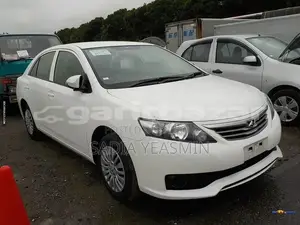 Toyota Corolla 2023 White