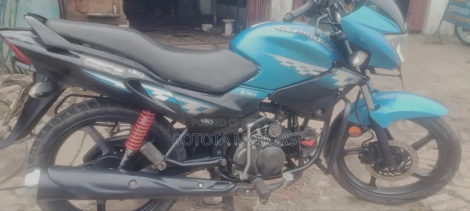 Hero Glamour 2021 Black