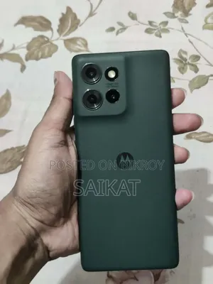 মটোরোলা এজ ৫০ ৫১২ জিবি গ্রিন