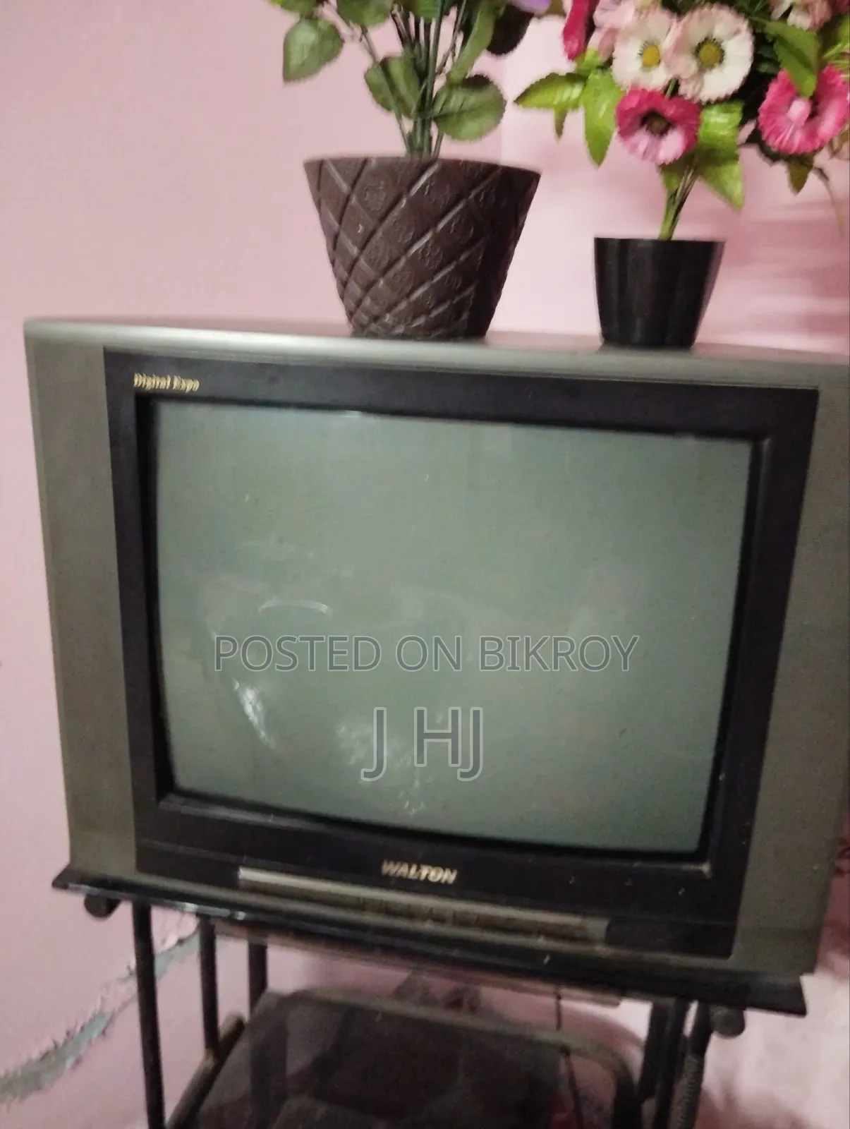 TVs and Video Equipment