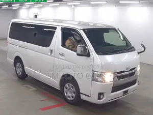 Toyota HiAce 2021 White