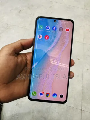 iQOO 8 GB Blue
