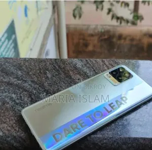 রিয়েলমি ৮ প্রো ১২৮ জিবি সাদা