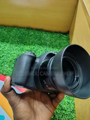 Eid Special Offer: Canon 200D with 50mm Lens