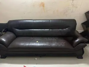 Otobi ৪ সিটার ব্ল্যাক সোফা