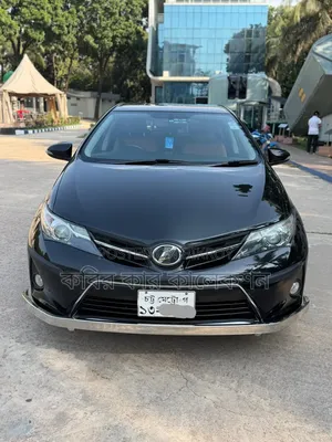 Toyota Auris 2013 Black