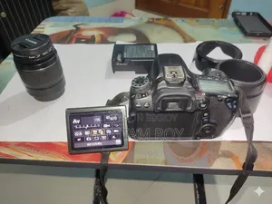Canon 70D সাথে 18-55mm লেন্স