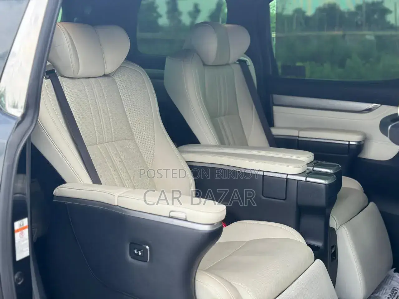 Toyota Alphard 2019 Black
