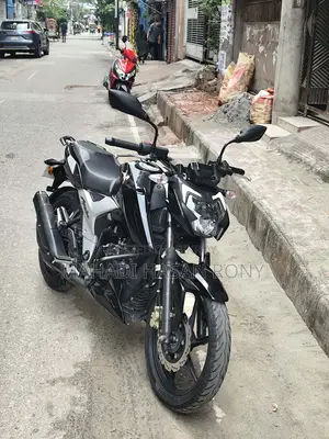 TVS Apache 160 4V 2025 Black