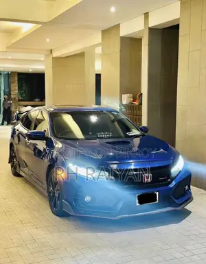 Honda Civic 2018 নীল