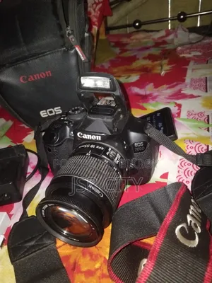 ক্যামেরা Canon 720