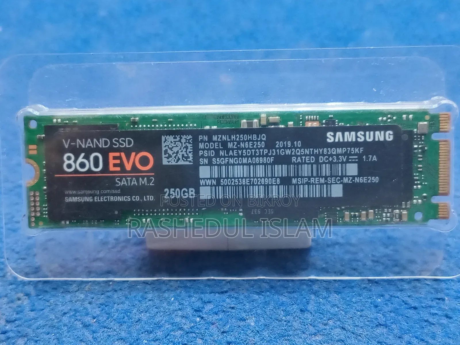 250 GB Samsung 860 Evo