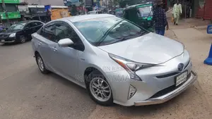 Toyota Prius 2016 Silver