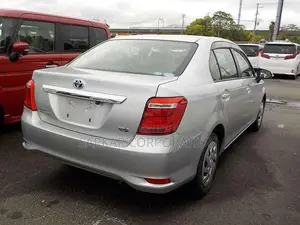 Toyota Axio 2021 Silver