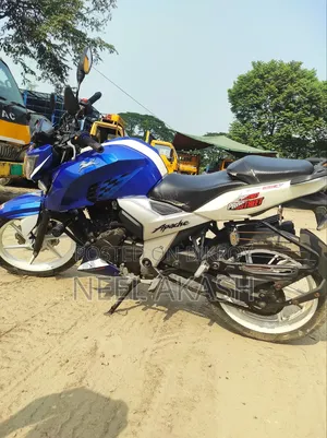 TVS Apache 160 4V 2020 Blue